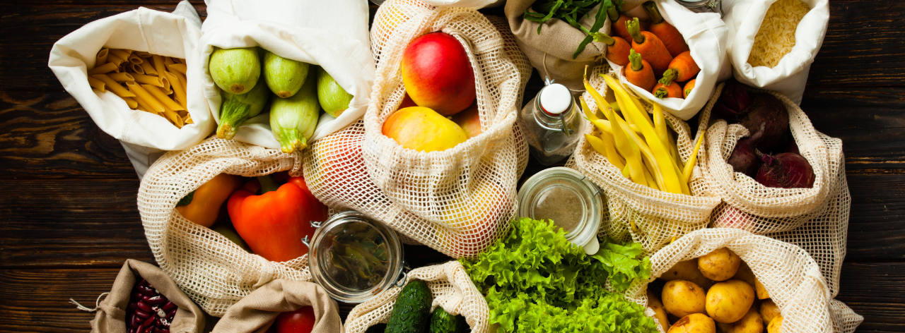 Lebensmittelabfälle sind leicht vermeidbar © oksanashufrych via canva.com Lebensmittelabfälle sind leicht vermeidbar